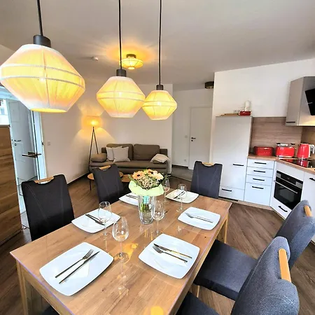 21134 Apartment *