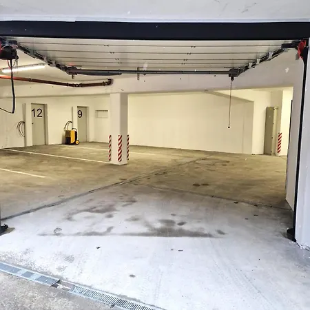 Apartment 21134